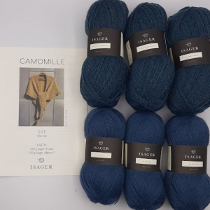 Isager Yarns knitted shawl kit CAMOMILLE - french blue